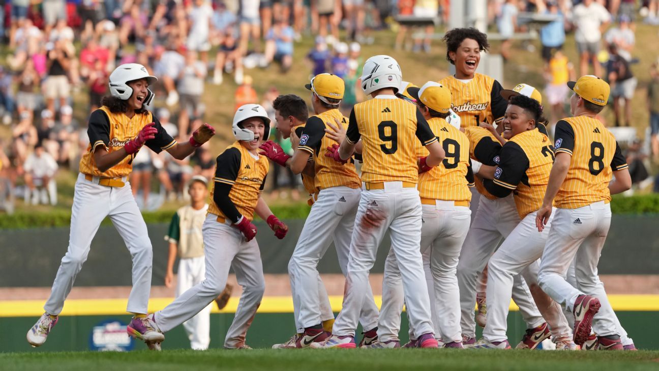 北看台的扩 北看台的扩